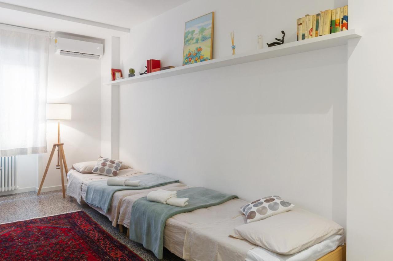Inner City Apartments Лече Екстериор снимка